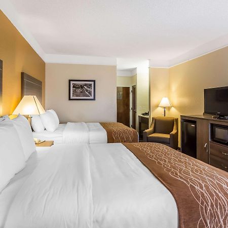 Comfort Inn Near Frost Bank Center ซานอันโตนิโอ ภายนอก รูปภาพ