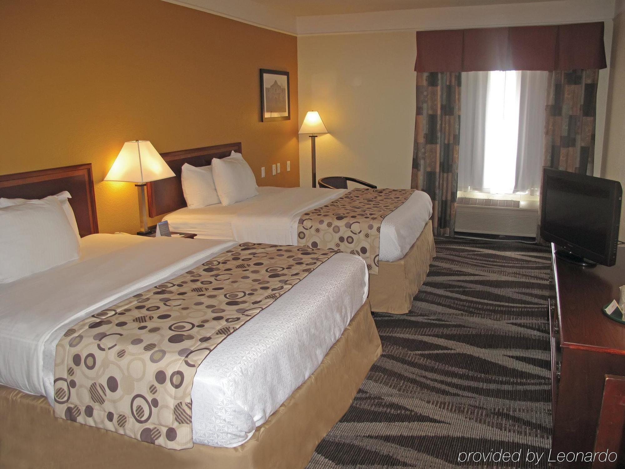 Comfort Inn Near Frost Bank Center ซานอันโตนิโอ ภายนอก รูปภาพ