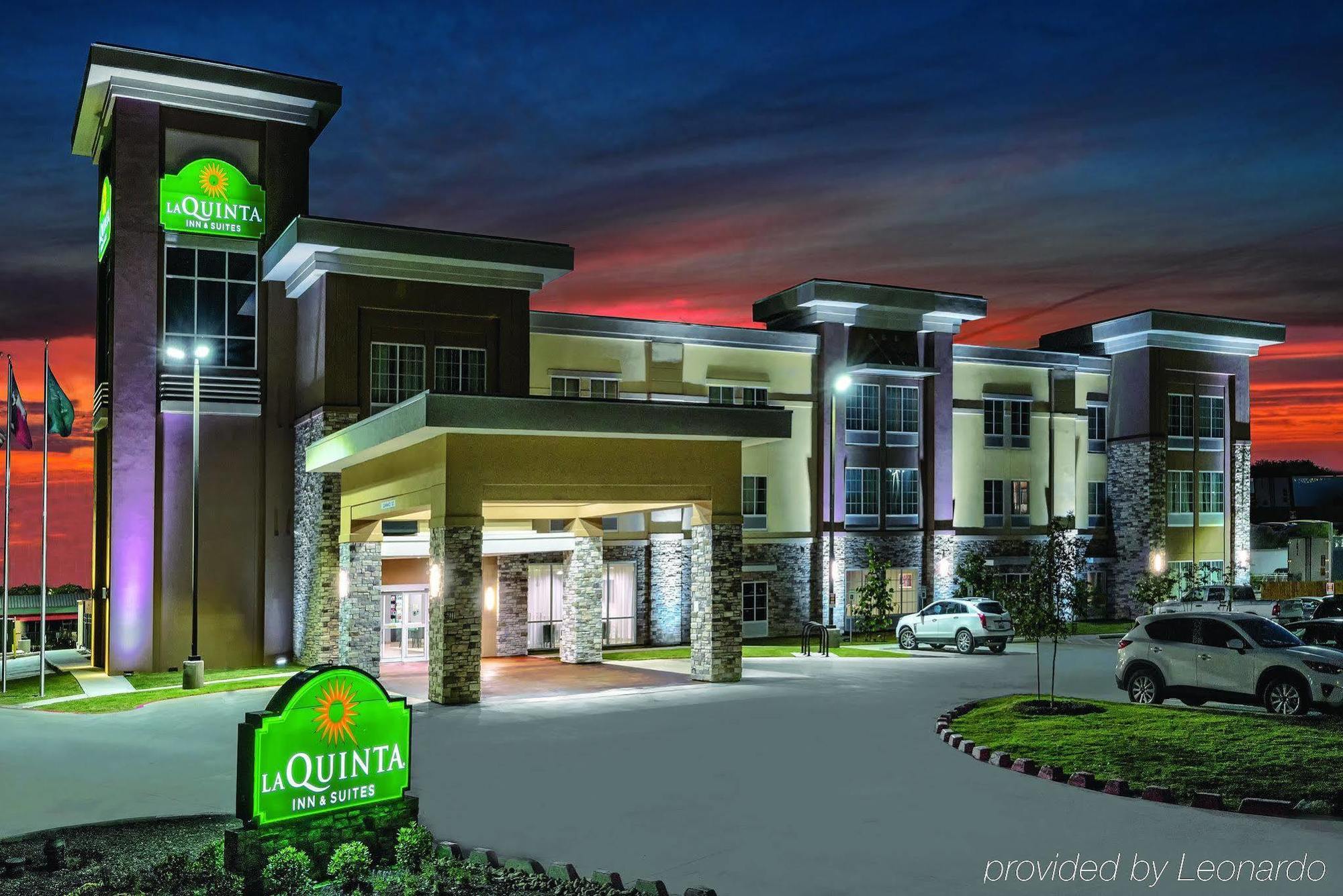 Comfort Inn Near Frost Bank Center ซานอันโตนิโอ ภายนอก รูปภาพ