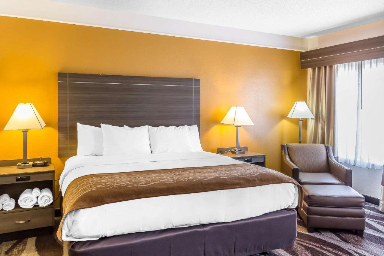Comfort Inn Near Frost Bank Center ซานอันโตนิโอ ภายนอก รูปภาพ
